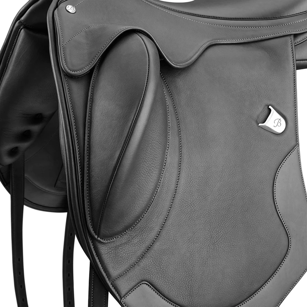 Bates Artiste Dressage Saddle - Image 5