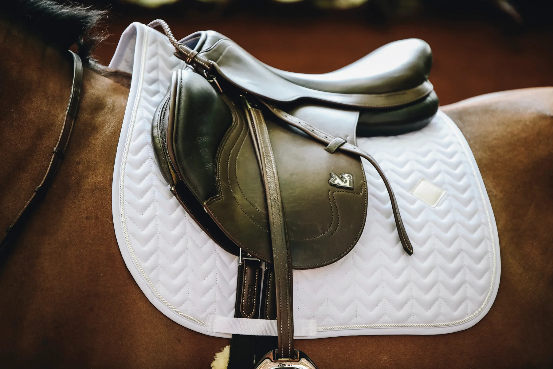 Kentucky Horsewear Fishbone Jump Saddle Pad - Image 5