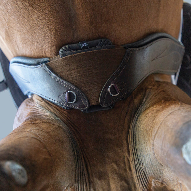 Total Saddle Fit StretchTec Shoulder Relief Dressage Girth™ with Leather Liner - Image 5